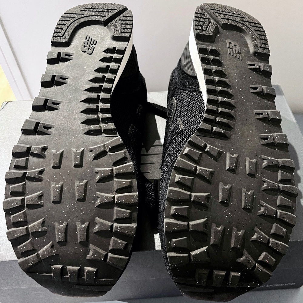 New Balance 515 Women's Lace-up Black Sneakers with Glitter/Sparkle Accents - Picture 8 of 13